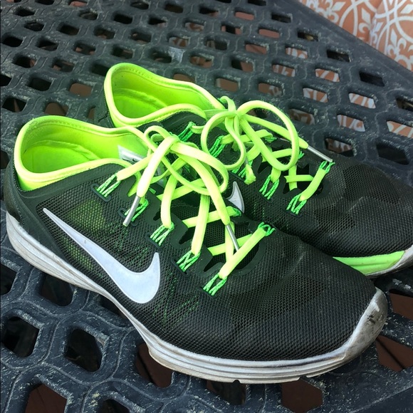 lime green nike shoes